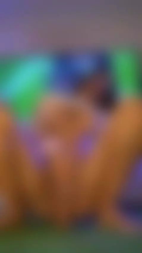 Super Bowl or her riding? Pick wisely 🏈🍑 Watch her live at c... by casa-salsa