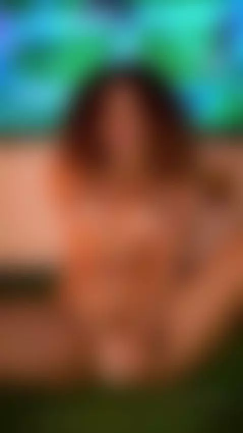 Game in 4th, she’s about to finish 🏆💦 Watch her live at cams... by casa-salsa