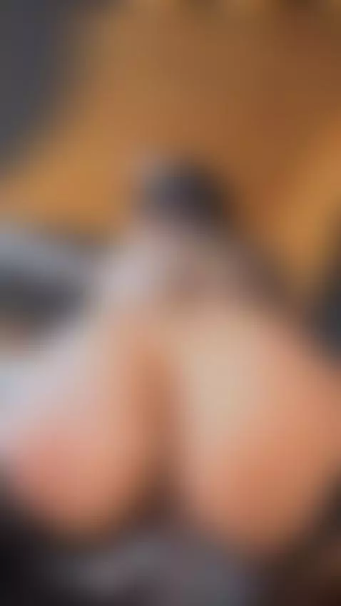 Can you handle the grip 😋 Watch her live at camsoda.com/noxa... by casa-salsa