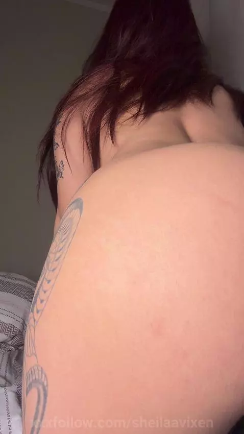 18, still in HS💕  You wanted the view from behind, didn’t yo... by sheilaavixen