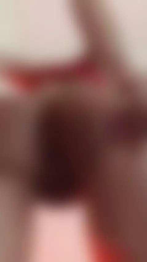 Treat me like a queen and I'll be your whore by alanaapetterson