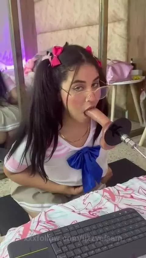 Lizzy comes home from school very horny by lizzyolsem