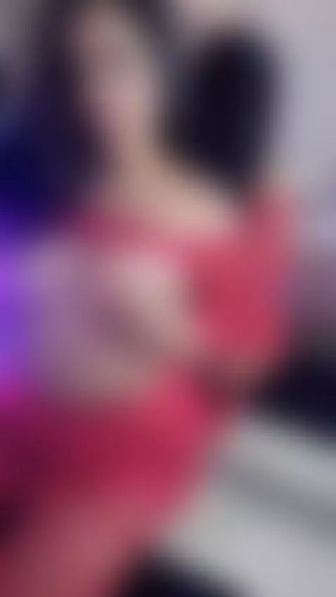 Naughty young girl eager to fuck by lizzyolsem