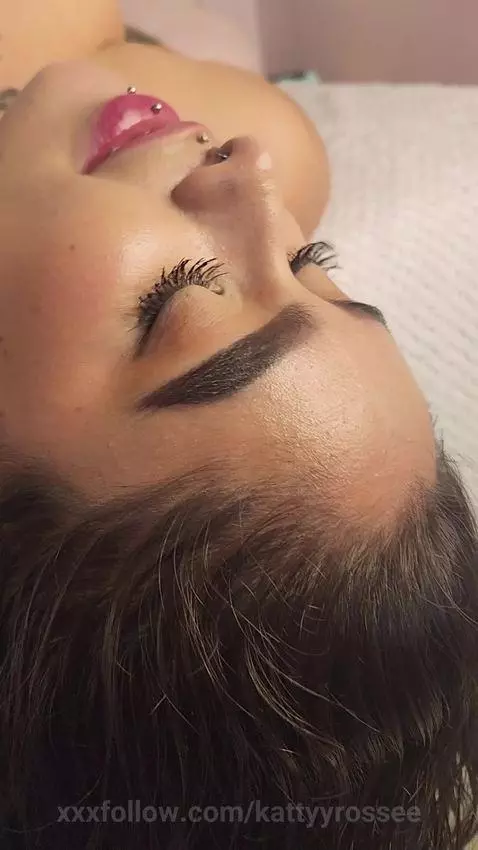 Ypur pretty girl by kattyyrossee