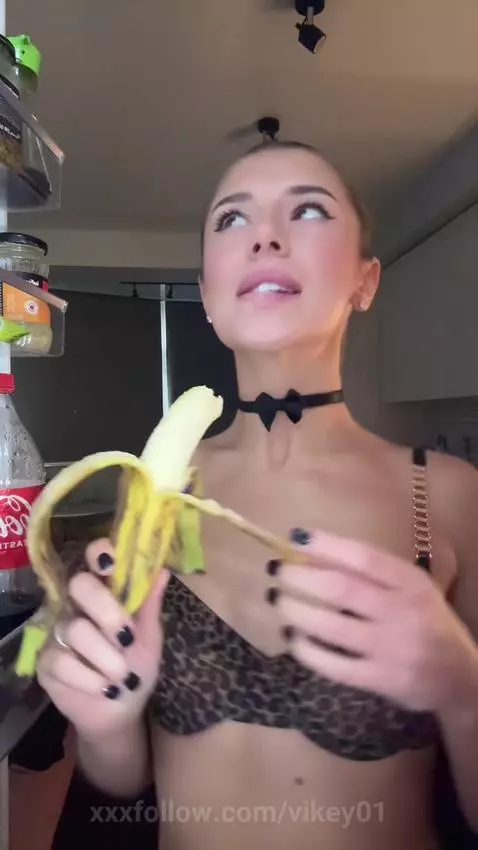 Try to undress me 👻 by vikey01