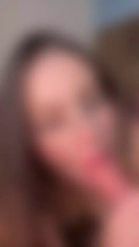 Mando el ritmo, decido el momento. Tú solo miras… y obedeces... by isabellacrz1