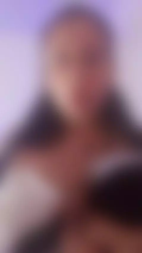 A like is not enough for what I deserve. Follow me by valeriamontex