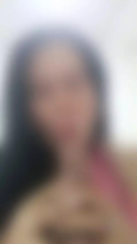 Wet, naughty, and hungry for you... Follow me by valeriamontex