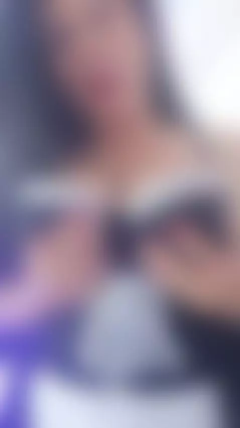 I'm not into games... unless you want to play with me. Follo... by valeriamontex