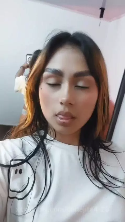 Long live techno and brunettes! by conejita4-20