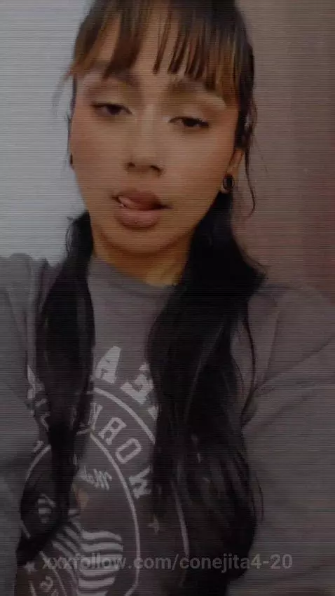 What if I masturbate you with my feet and you come in my mou... by conejita4-20