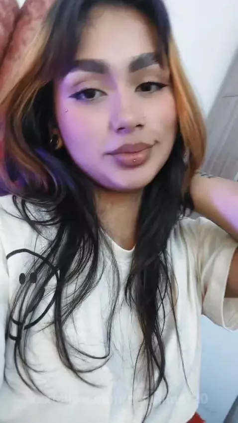 I'm back online! come, make my dildo vibrate! by conejita4-20