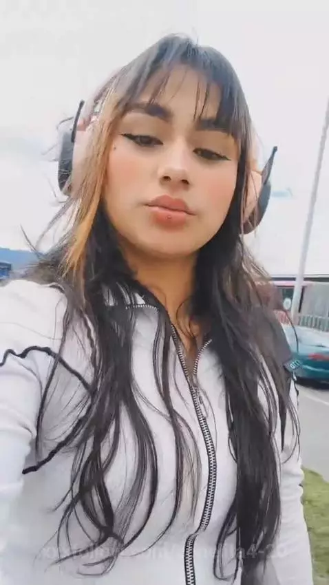 Your sexy girl by conejita4-20