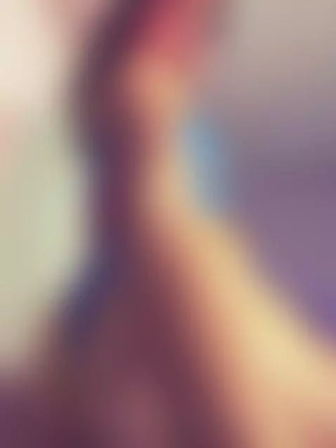 younng, curvybigass, smalltits by misszoelaurent