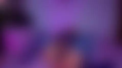 online now by misszoelaurent