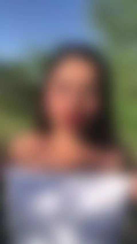 buen dia cariño 💋🤍 by luziafarro