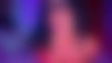 Skin like silk, lips like sin 💋🖤

Online link in my bio! by missvaneblake