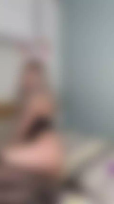 Stay here for a second longer by liliybunnygirl