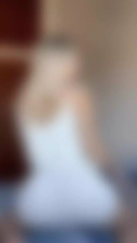 Too hot to behave 😈 by nataliebad