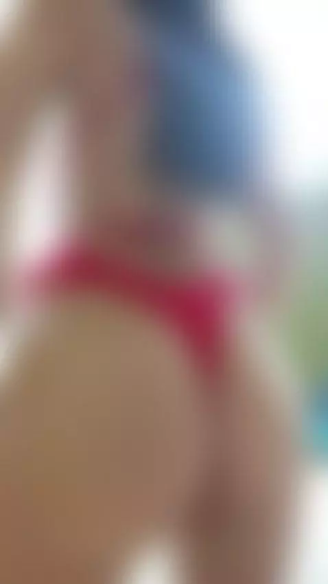 you like how I move my butt by mia-scarlet