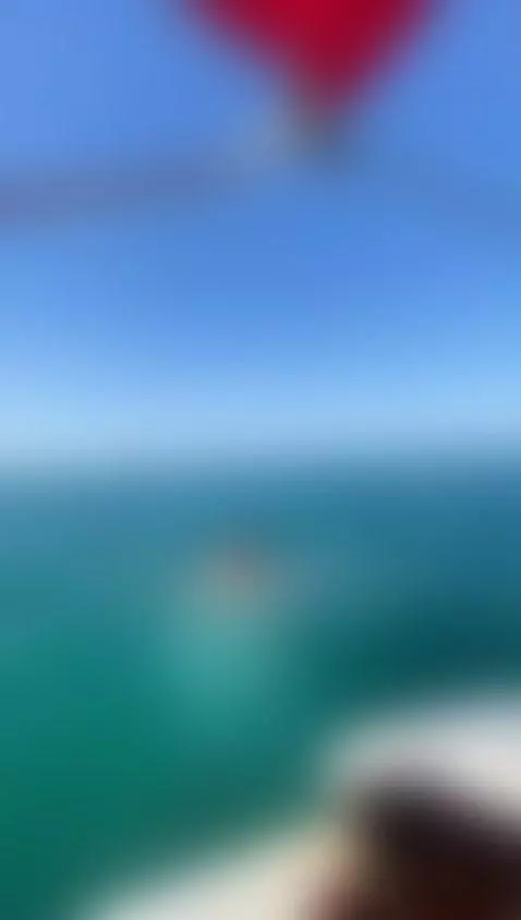 Having a little fun, I like my tits to float in the water. by lizmonserrat1