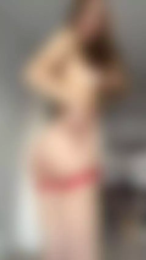 Hey gorgeous people! 👸 Please subscribe to Only Fans! I enjo... by yourlittleangel966