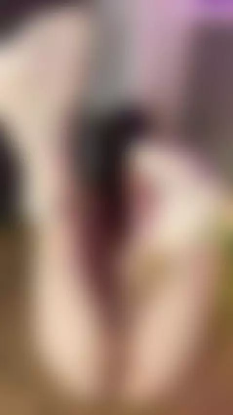 The sluttiest teen you've seen today by saradiamant