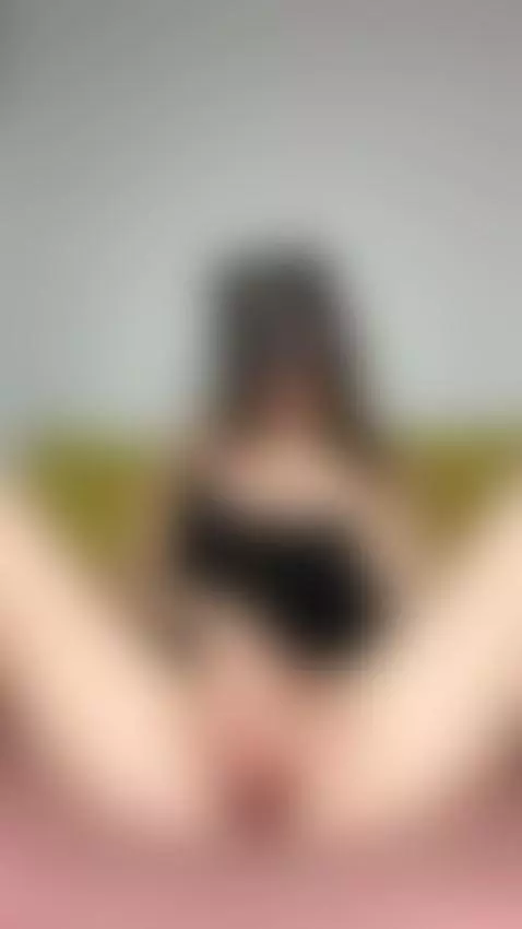 I'm that slutty barbiedoll who is going to drain your balls ... by saradiamant