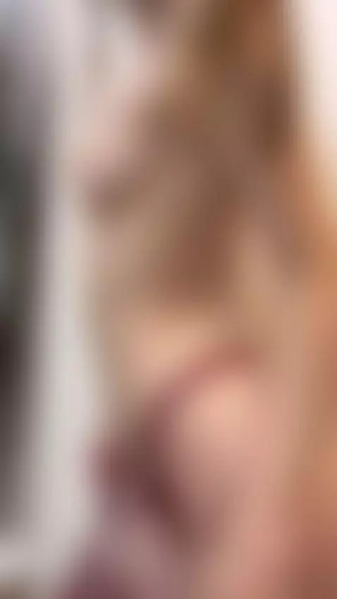 Do you crave me as much as I crave your eyes? 💋💕 by saradiamant