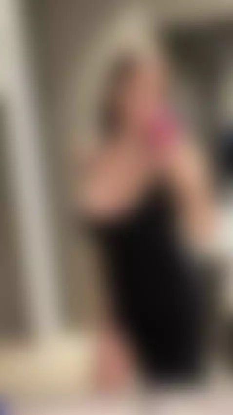 Big Tits & Hot 😜🍒 by tissilumi