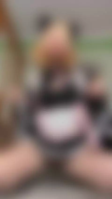 Flirting with the camera by elizagill