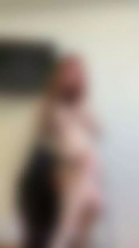 Flirting with the camera by elizagill