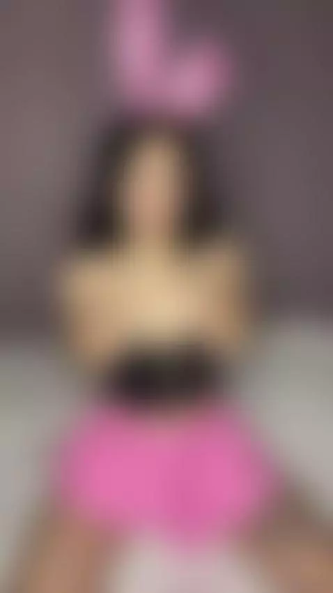 You’re still looking, aren’t you? by sophietye