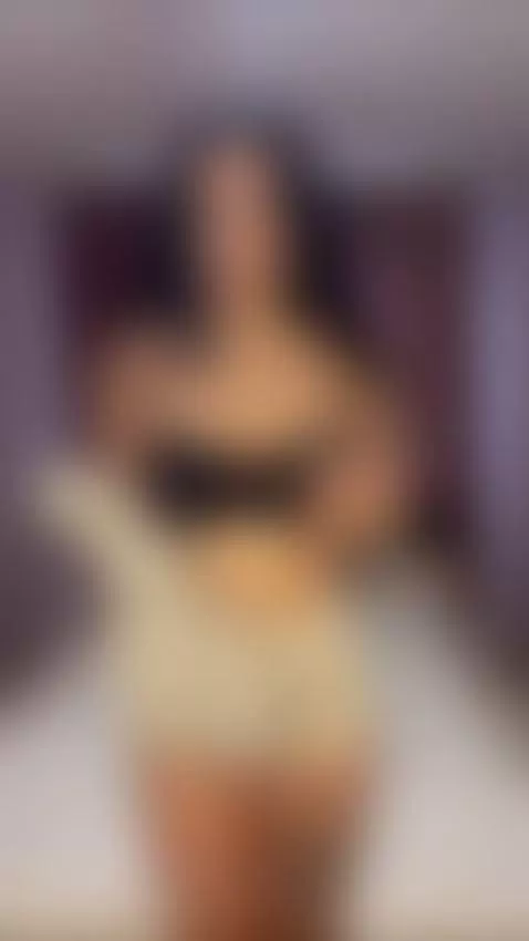 Hello my OF is free 🥰👉🏼 by sophietye