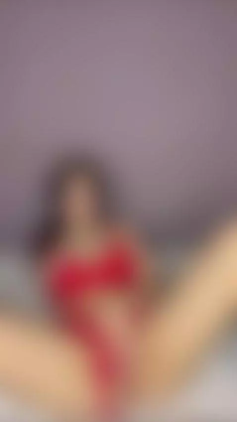 Pound my cunt until the bed breaks and I’m begging for mercy by sophietye