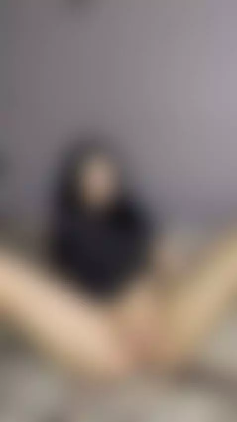 I’m your personal cumdump. Fill me up on OnlyFans 💦😈 by sophietye