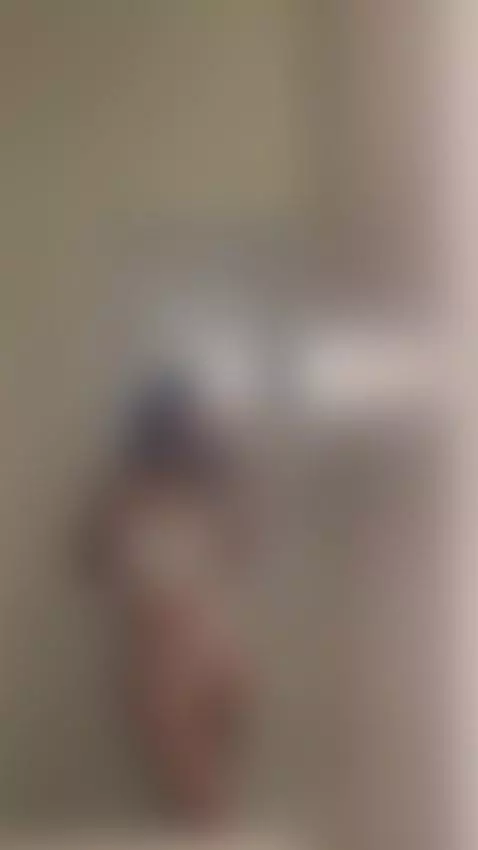 I want to choke on cock and cum till I pass out 🔥 by sophietye
