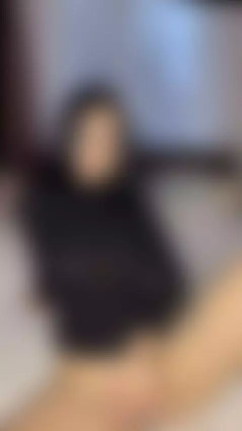 Naked dripping big ass stripping naked horny  Full vid on OF by sophietye