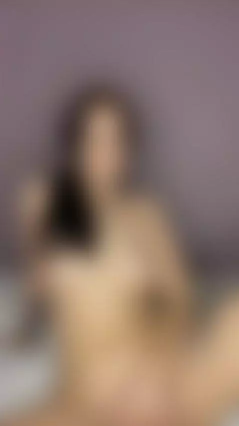 🔞 wet girl petite body orgasming naked horny 😈💦 OF link by sophietye
