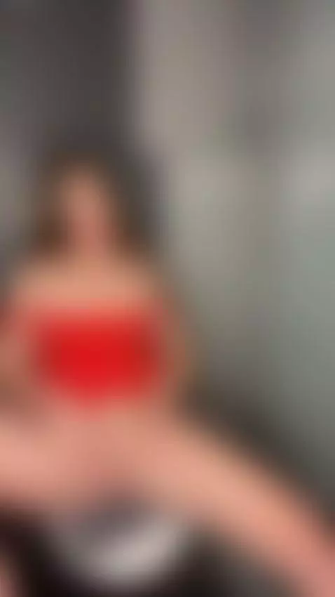 Wanna play? 💋 Then message me on OnlyFans right now. I’ve go... by misslenafox