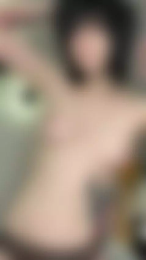 hot curvy body teasing horny wet naked  Full on OF by avemylissaa