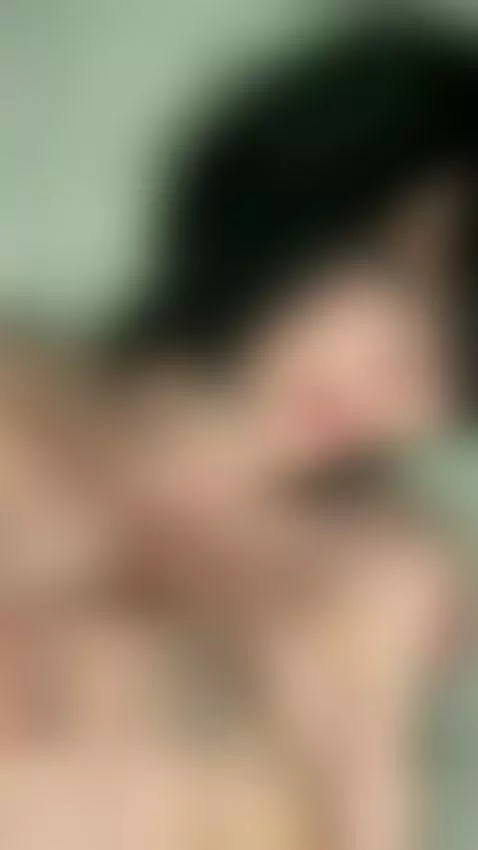 hot girl curvy body fingering pussy horny wet  OF bio by avemylissaa