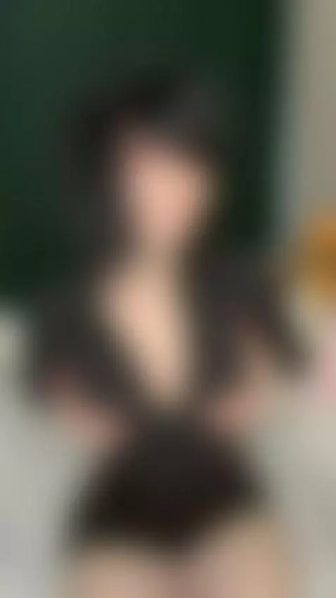 stunning girl petite body teasing naked horny  OF link by avemylissaa