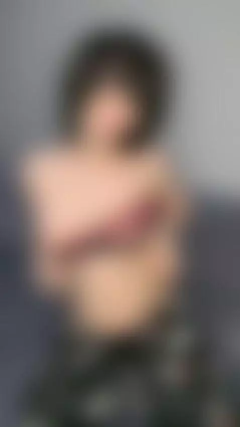 gorgeous girl round ass deepthroat naked horny  OF link by avemylissaa