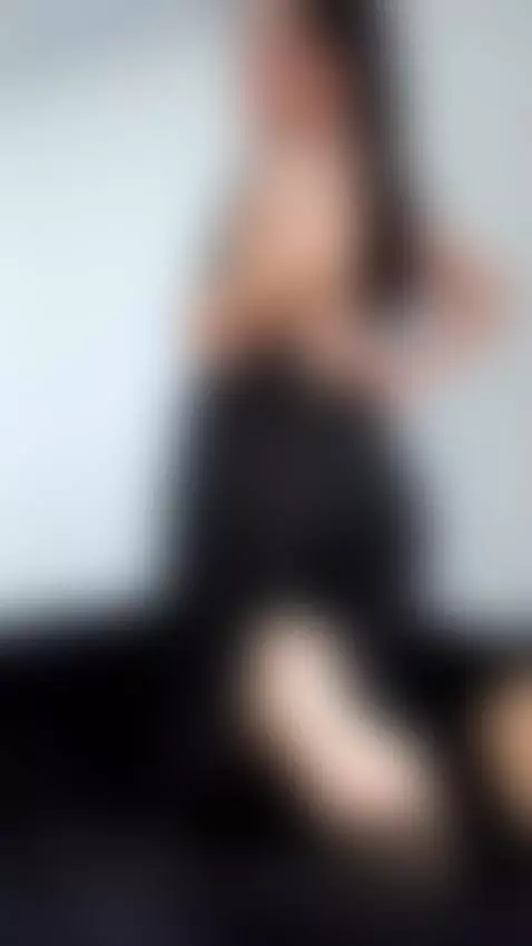 🔥En vivo, lista para ti / Live and ready for you🔥 by saramistick