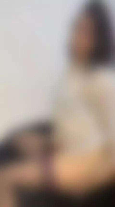 I’m live right now… come say hi 😘 by saramistick