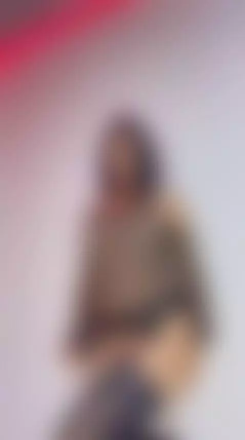 I’m live right now… come say hi 😘 by saramistick