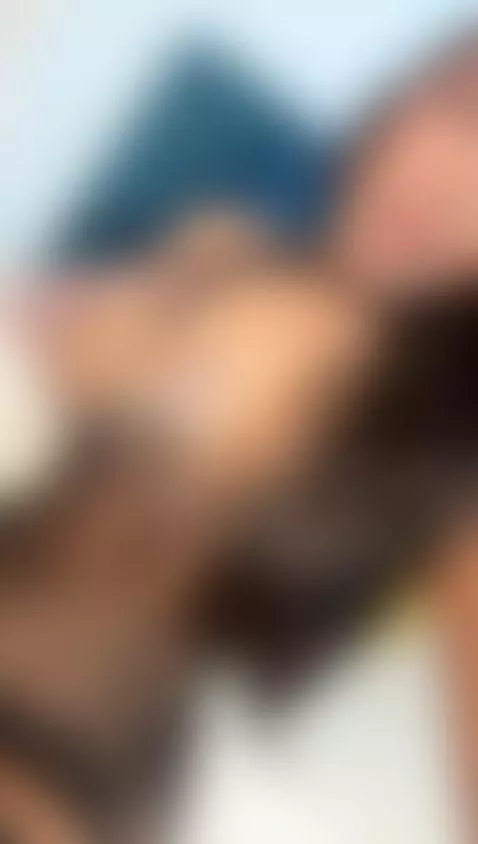 Happy weekend love💋 by charlottmoreu