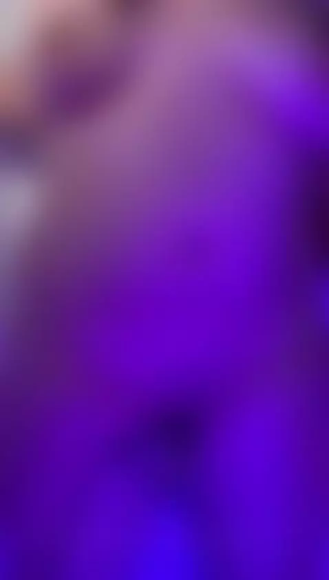 Every movement, an invitation to desire 💫 by amarislenox