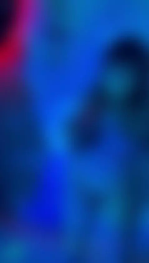 I tried to organize the balls on the tree... but I ended up ... by amarislenox